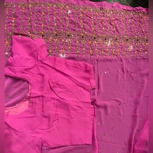 Indian/Pakistani wear saree